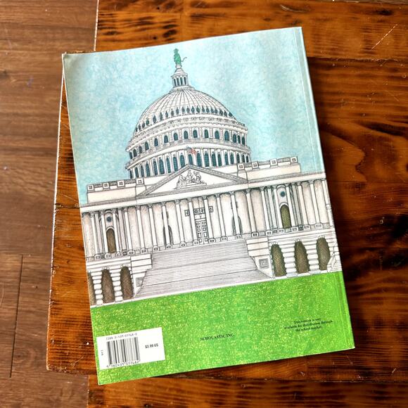 Vintage 1999 House Mouse Senate Mouse The Capital Paperback Book - Picture 9 of 10